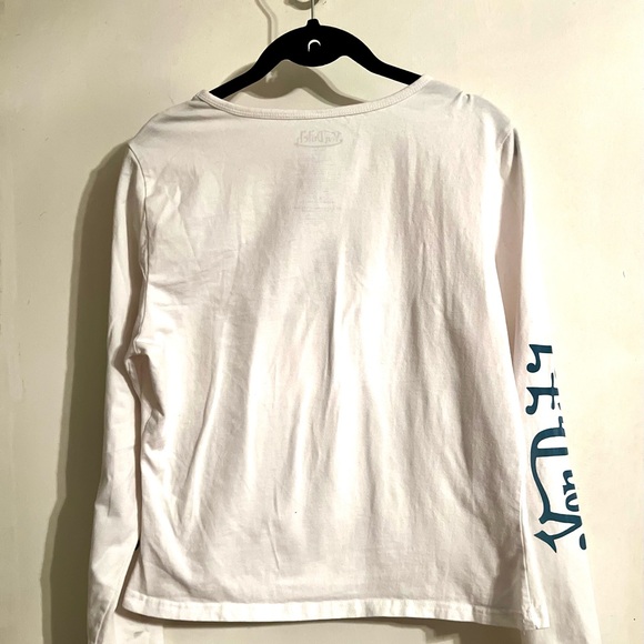 Von Dutch White Shirt with Blue Skull Design - Picture 2 of 7